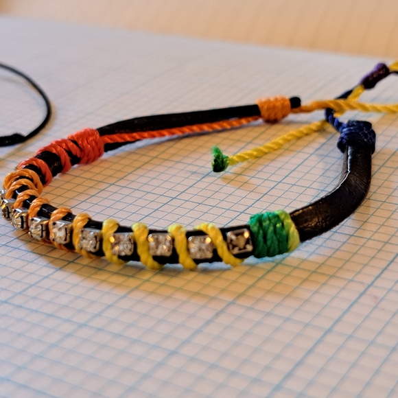 Lot Of 2 Bracelets- Rainbow Cord Bracelet with Gold Circle On Stretchy Black - Picture 4 of 6